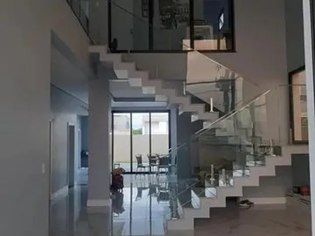 Imagem: Casa em Condomínio com 4 Quartos no Condomínio