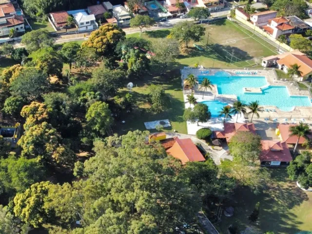 Imagem 4: CASA - ARARUAMA Casa com 3 dormitórios