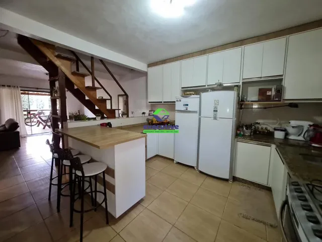 Imagem 3: Lindo sobrado na Nova Rússia, em Ponta Grossa