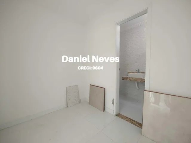 Imagem 15: Casa à VENDA  em Condomínio próximo ao shopping Busca Vida, Estrada do Coco, com