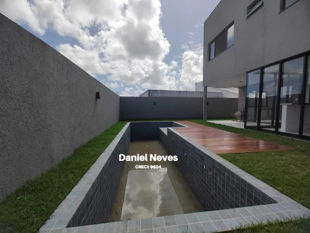 Imagem 4: Casa Nova à Venda no Alphaville Litoral Norte! * 4 suítes amplas, sendo uma térrea