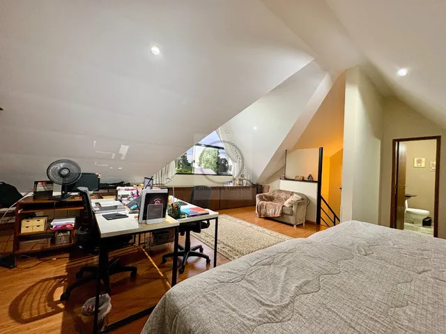 Imagem 13: Sobrado em condomínio fechado, 266m², 3 dormitórios, sendo um suíte master, cômodos