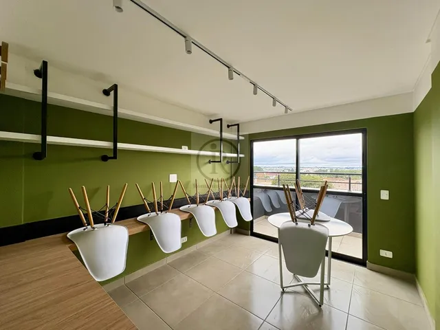 Imagem 5: Apartamento novo com sacada, 3 dormitórios com suite e 1 vaga livre e coberta no Jardim