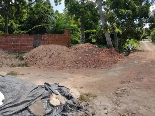 Imagem: Terreno no Bairro de Nova Mora. 70M²