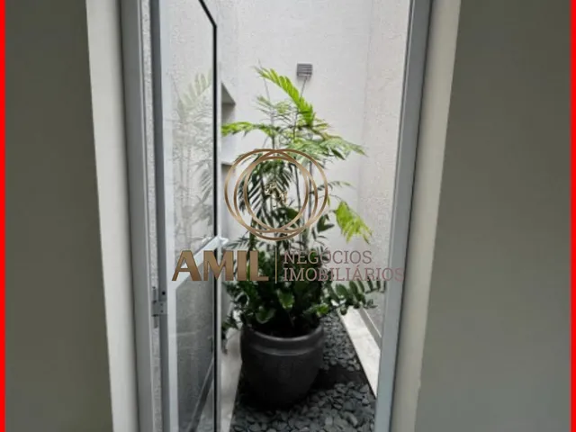 Imagem 9: Casa Portal dos Pássaros com 3 Quartos, 1 Suíte, Piscina, Cozinha Integrada, Área Gourmet, Área de Serviço