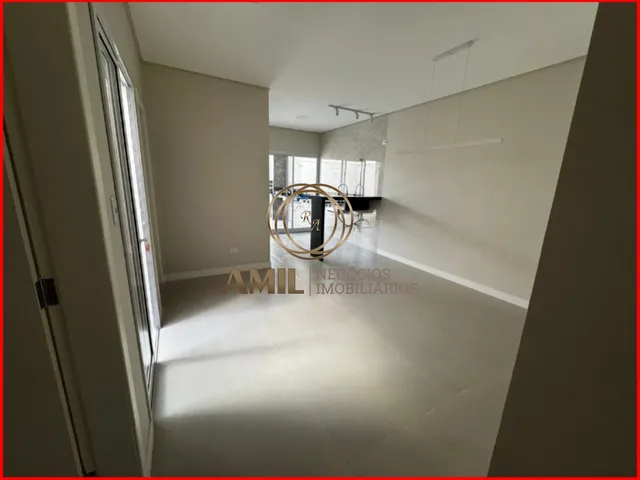 Imagem 12: Casa Portal dos Pássaros com 3 Quartos, 1 Suíte, Piscina, Cozinha Integrada, Área Gourmet, Área de Serviço