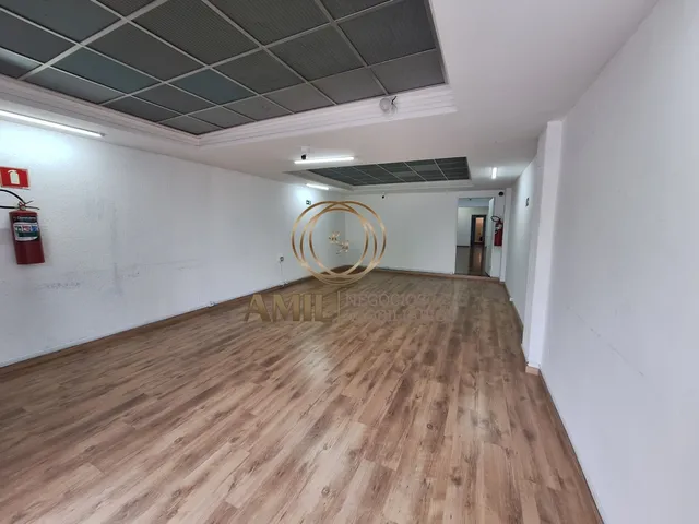 Imagem: Ponto Comercial de 200M² com Habite-Se