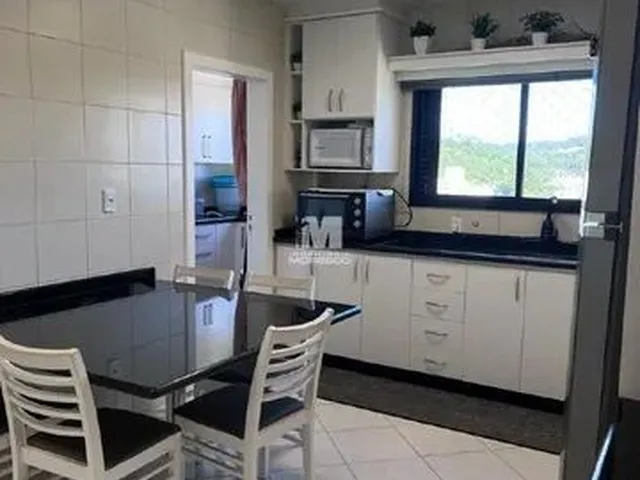 Imagem 5: Apartamento Mobiliado À Venda com 3 Quartos Sendo 1 Suíte, 2 Vagas com Vista