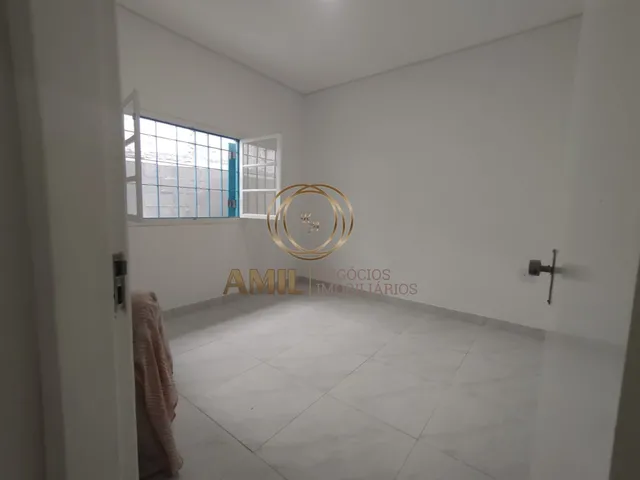 Imagem 15: Ra Amil Aluga | Casa com 3 Quartos (1 Suíte) | 2 Vagas (1 Coberta