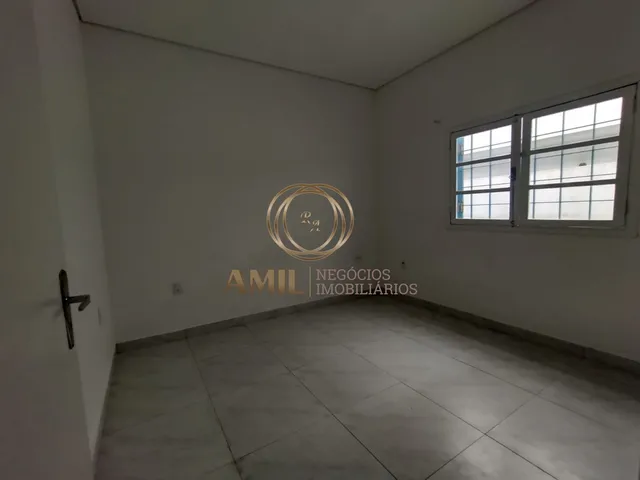 Imagem 10: Ra Amil Aluga | Casa com 3 Quartos (1 Suíte) | 2 Vagas (1 Coberta