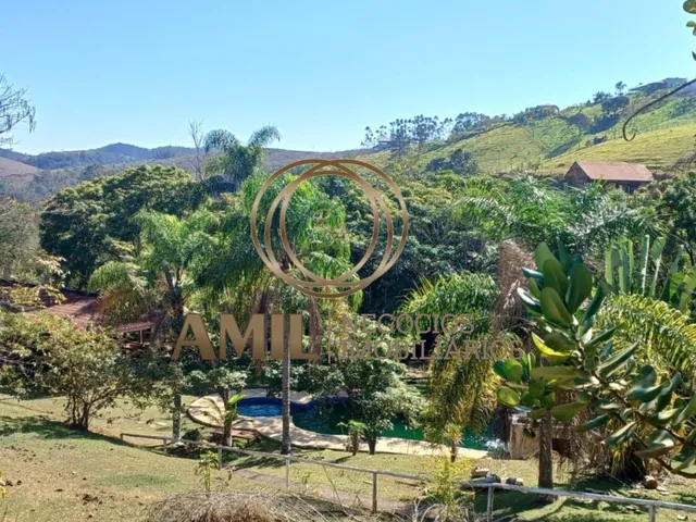 Imagem 9: Sitio a Venda, 121.000m², 14 dormitórios, 8 suítes, 13 banheiros, piscina, curral