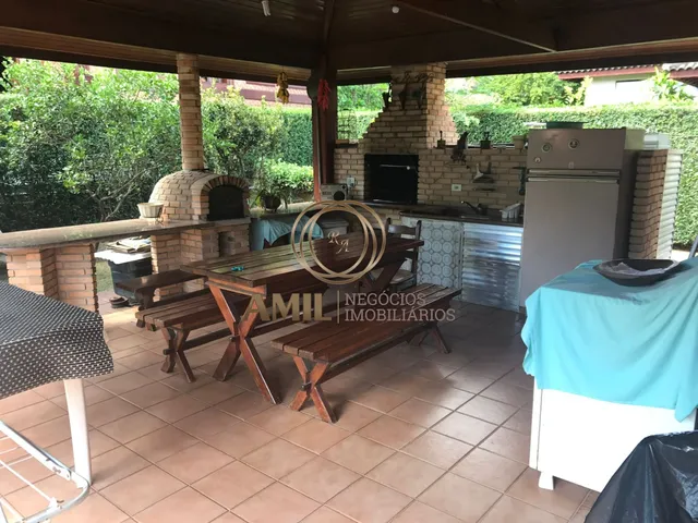 Imagem 8: Casa de Luxo no Condomínio Terras Sant'Anna em Jacareí-SP: 4 Quartos, 3 Suítes