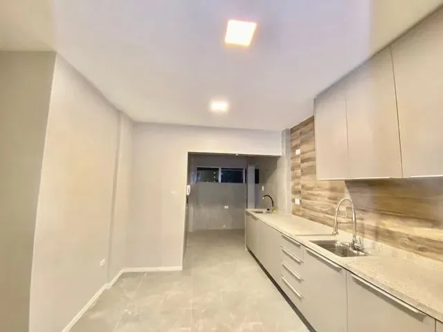 Imagem 1: Apartamento Espinheiro 3 Qts com Closet