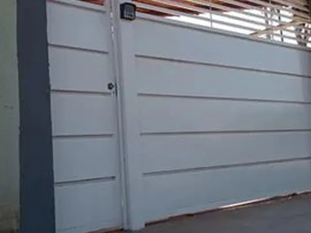 Imagem 10: Belíssima Casa de 2 Quartos na Avenida Principal do Setor Jardim Marista Próximo a Coca