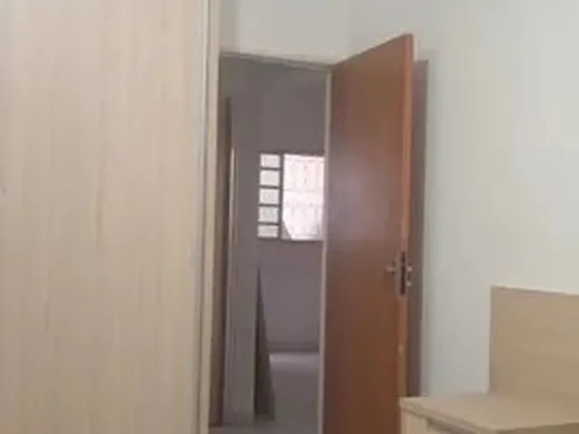 Imagem 9: Belíssima Casa de 2 Quartos na Avenida Principal do Setor Jardim Marista Próximo a Coca