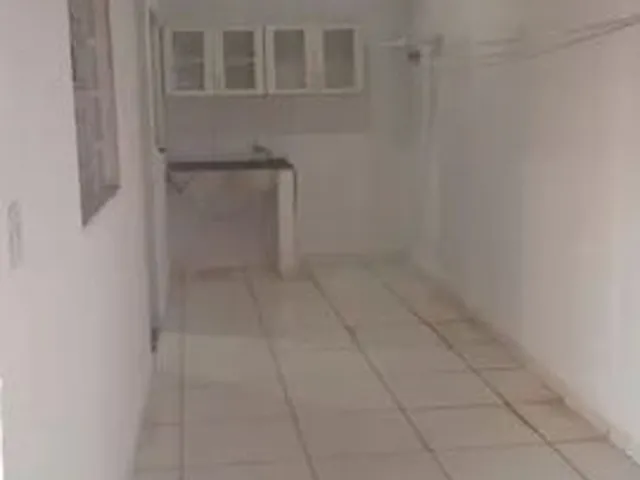 Imagem 8: Belíssima Casa de 2 Quartos na Avenida Principal do Setor Jardim Marista Próximo a Coca