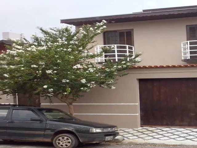 Imagem: Casa/03 dormitórios/182m² /Centro/Taubaté