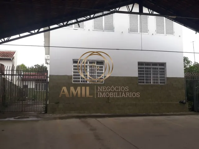 Imagem: Casa / Centro / 10 dormitórios com 07 suítes