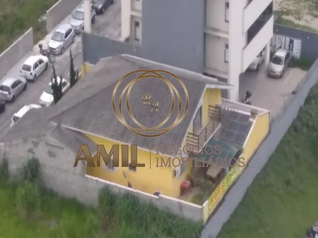 Imagem 11: Casa / Chácara Guizard / 03 Dormitórios com 01 Suíte / 300M²/ Taubaté
