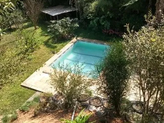 Imagem: A casa possui 2 Dormitórios, 2 Banheiros, 1 Vaga na