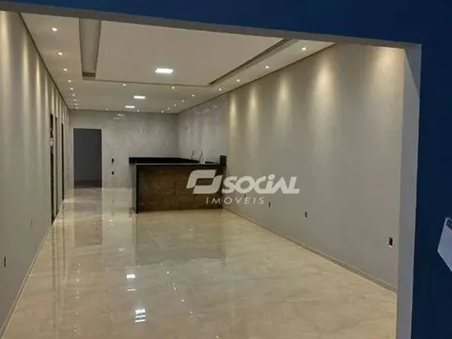 Imagem: Casa com 2 Dormitórios À Venda, 180 M²