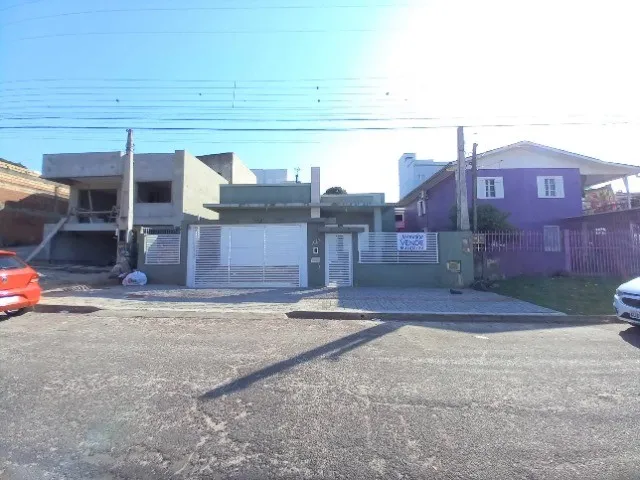 Imagem 6: Vendo Casa de Alvenaria, com Ótimo Acabamento no Bairro Efapi - R$ 790.000,00