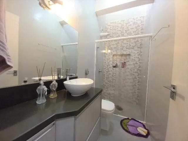 Imagem 3: Vendo Casa de Alvenaria, com Ótimo Acabamento no Bairro Efapi - R$ 790.000,00