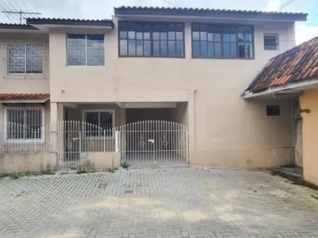 Imagem: Alugo Sobrado no Boqueirão