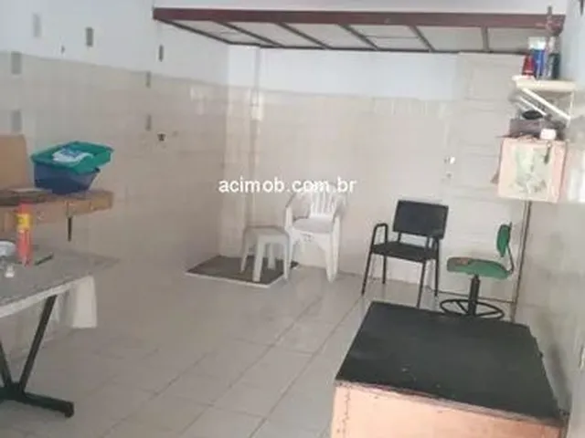 Imagem 4: Aluguel de Casa Térrea com 3 Quartos e Duas Vagas de Garagens, na Melhor Localização