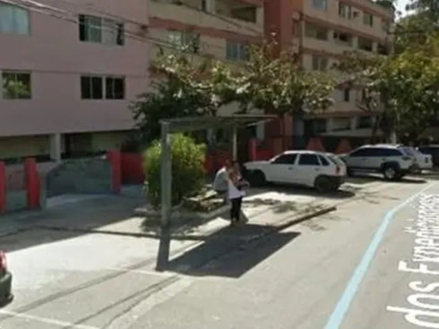 Imagem: 01 Quarto Mobiliado Pequeno Dentro de Apartamento