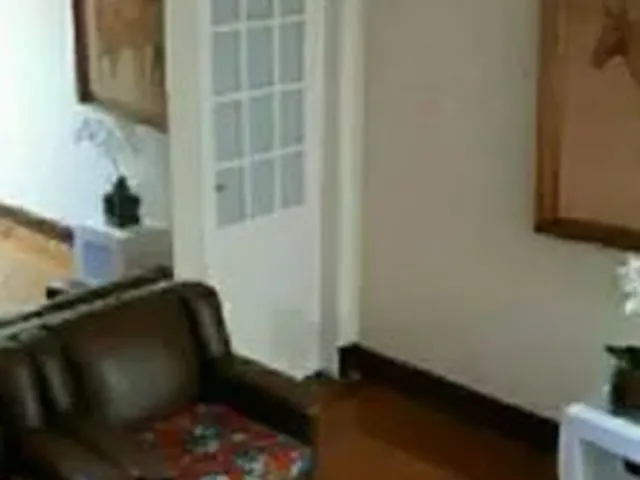 Imagem: Alugo Um Quarto