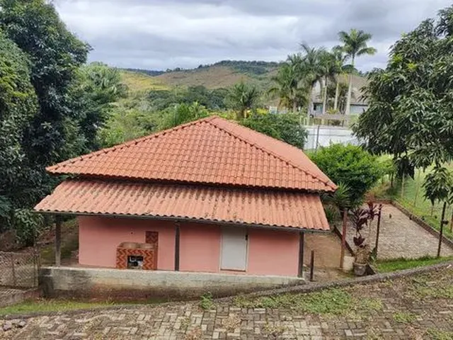 Imagem 10: Cód.: 1893 - Casa Tipo Granja em Condomínio Fechado e com Segurança 24 Horas