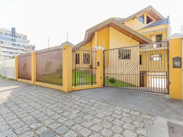 Imagem 1: Casa 4Dormitórios / 4Suítes / 540M² / Uso Residencial Ou Comercial