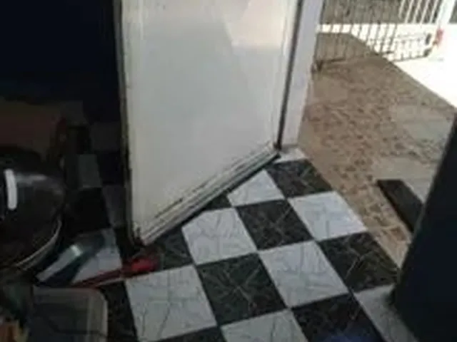 Imagem: Alugo Estúdio com Banheiro pra Comércio