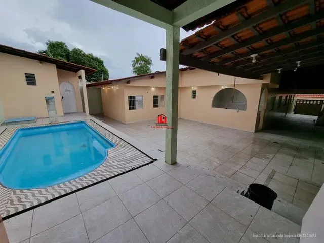 Imagem 1: Excelente Oportunidade para Você Que Procura Casa para Alugar. Casa com 4 Quartos