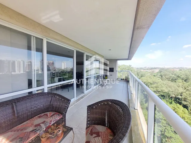 Imagem: O apartamento possui 5 Dormitórios, 3 Suítes, 3 Banheiros