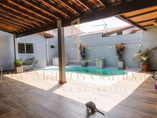 Imagem: Casa de Esquina com Piscina, Espaço Gourmet