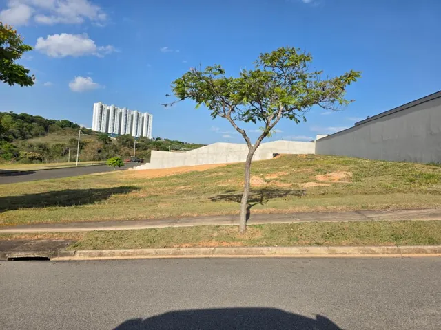 Imagem: Terreno de esquina no Residencial SAINT