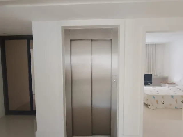 Imagem 12: Alphaville I 600m², suíte master com closet, hidro, climatizada, 4 suítes, piscina