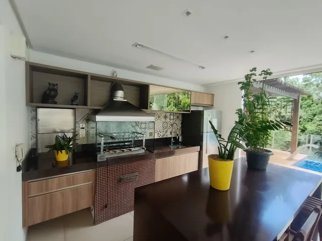 Imagem 2: Alphaville I 600m², suíte master com closet, hidro, climatizada, 4 suítes, piscina