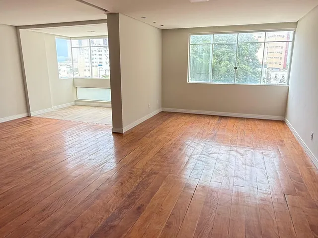 Imagem: Jardim da Pituba 208m², totalmente reformado