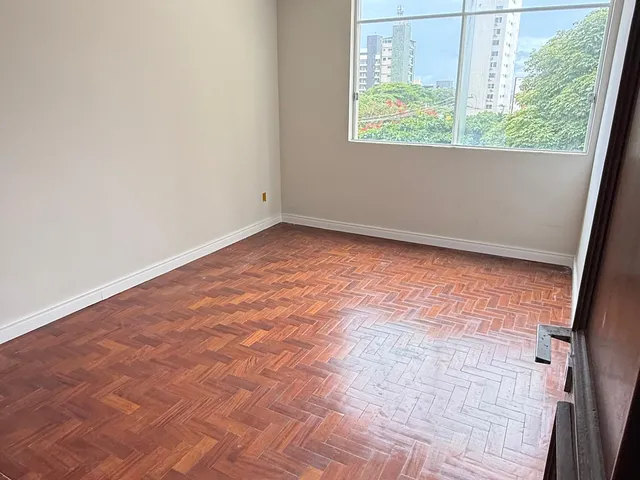 Imagem 9: Jardim da Pituba 208m², totalmente reformado, 4 suítes, fino acabamento, 4/4, suíte