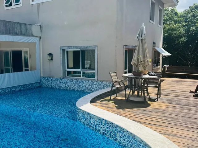 Imagem 3: Alphaville I 1290m², suíte master com closet, climatizada, 4 suítes, piscina