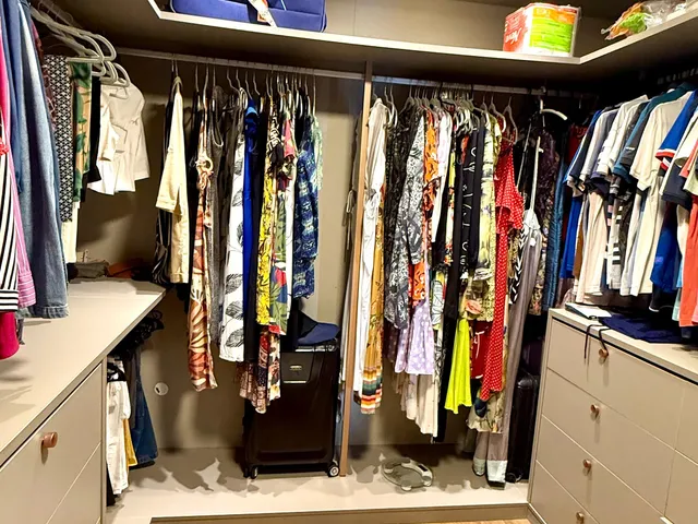Imagem 11: Casa alto luxo 435m², suíte master com closet e hidromassagem, piscina privativa, fino