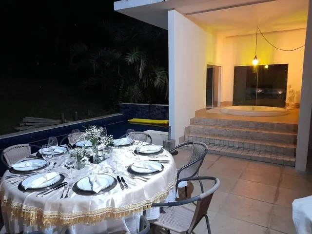 Imagem 9: Residencial Itapuã 660m², suíte master com closet, 6/4, hidromassagem, 3 pavimentos, 4