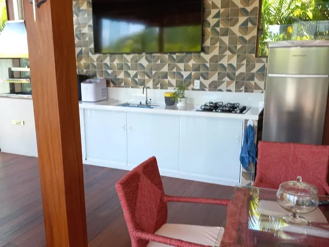 Imagem 13: Mansão, 596m², 5 quartos, fino acabamento, recém construída, 5 suítes, piscina