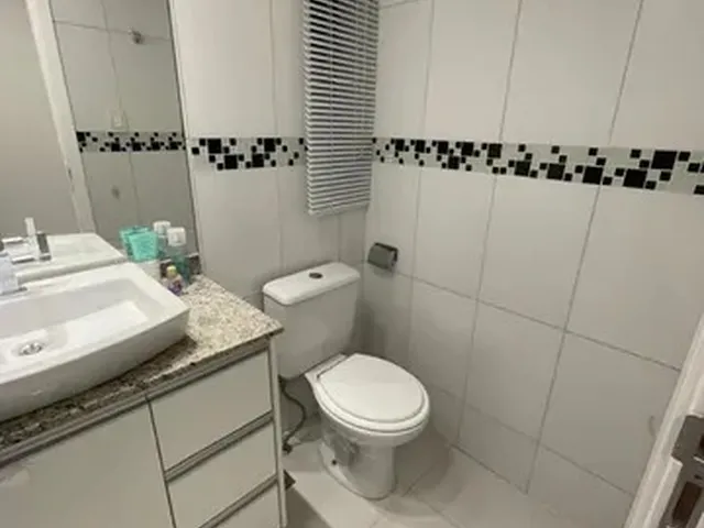 Imagem 13: Brotas 2/4, varanda, 60m², área de serviço, climatizado, andar alto,1 suíte