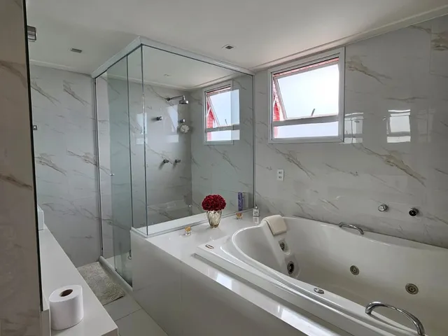 Imagem 12: LUDCO mobiliado, 3 suítes, 3 vagas, suíte master com closet, hidromassagem, nascente