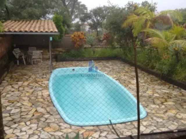 Imagem 2: Sítio à venda em Sabará-MG, bairro Ravena: 4 quartos, 1 suíte, 1 sala, 4 banheiros