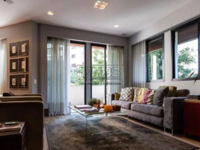 Imagem: Apartamento Reformado com 220m² à Venda